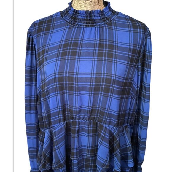 Torrid‎ Ruffle Tiered Top - Picture 3 of 8